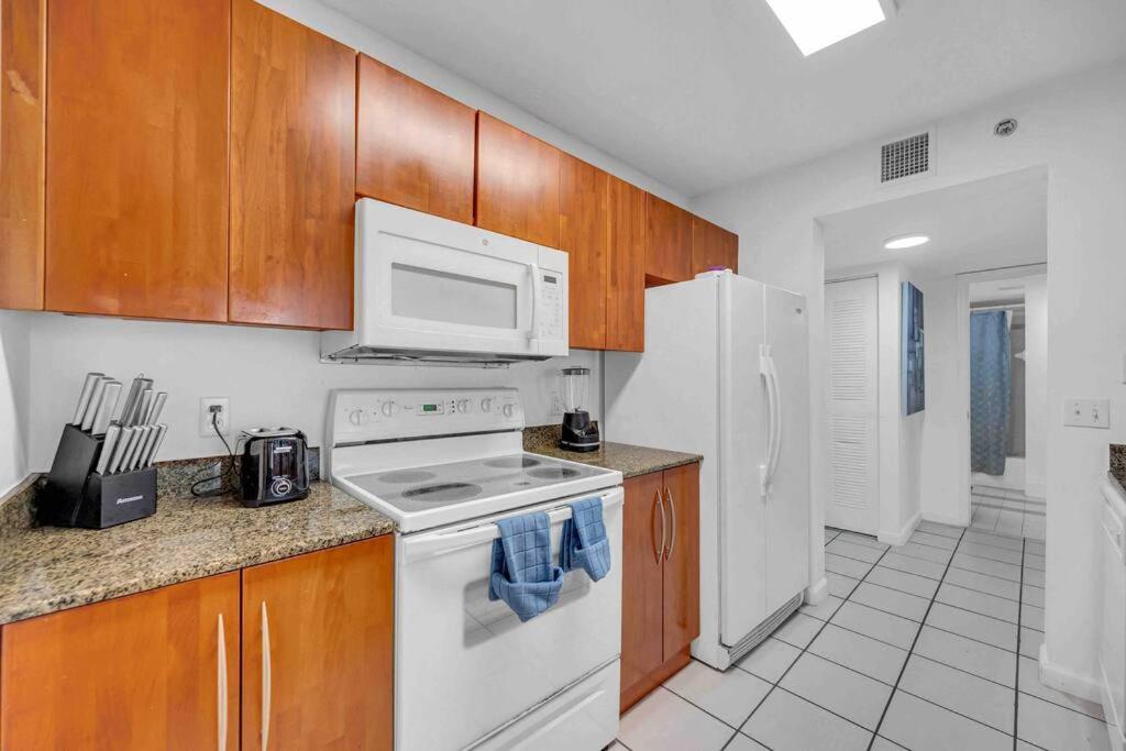 Spacious 1Bedroom Unit Brickell-Free Parking Маямі Екстер'єр фото
