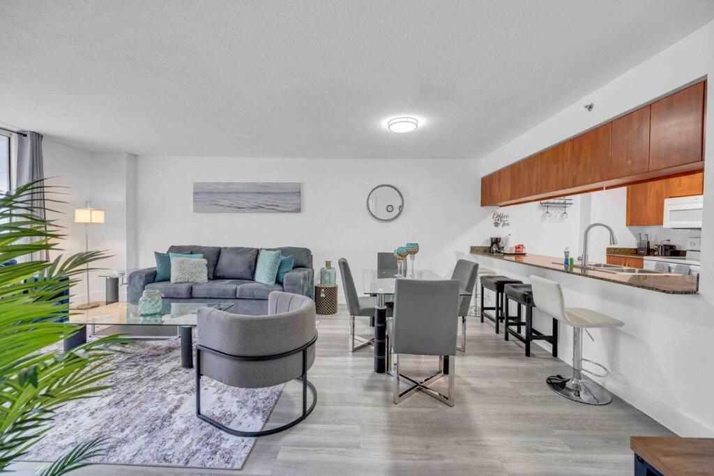 Spacious 1Bedroom Unit Brickell-Free Parking Маямі Екстер'єр фото